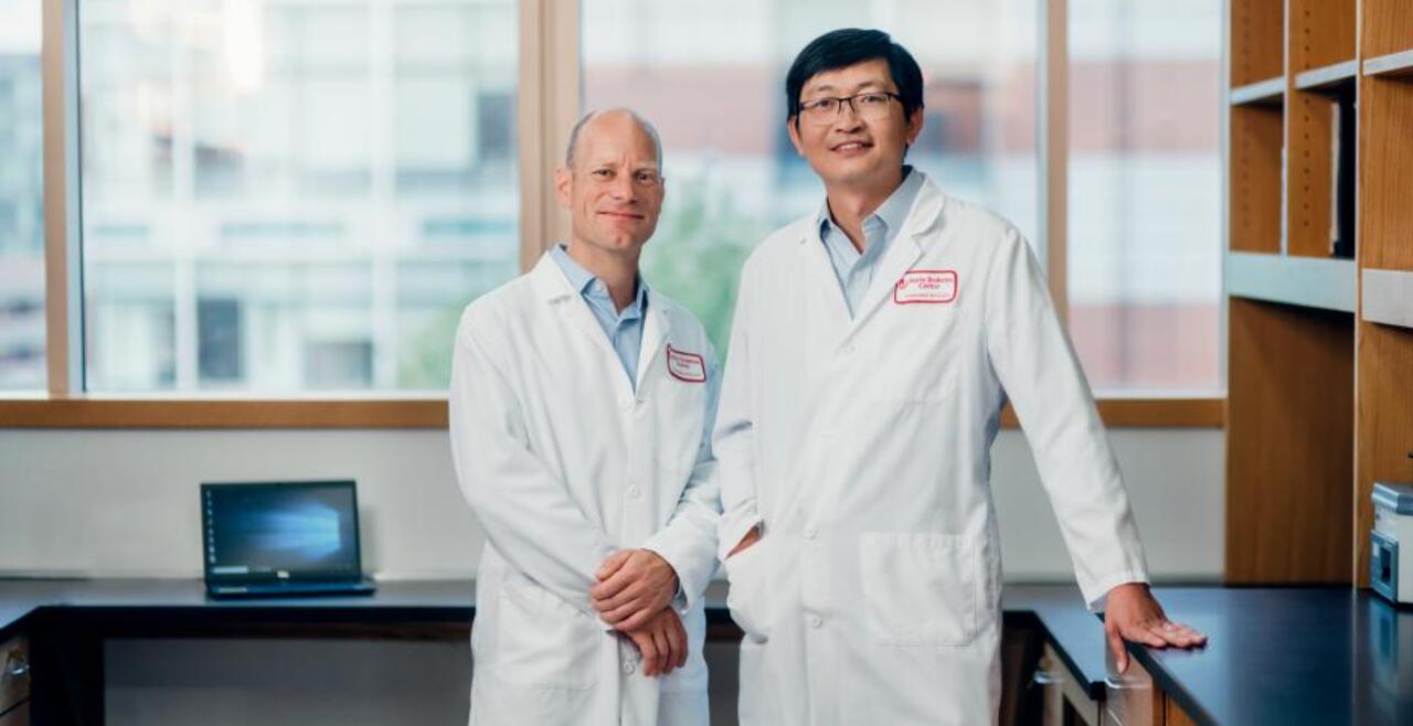 Stephan Kissler, PhD and Peng Yi, PhD at Joslin Diabetes Center 
